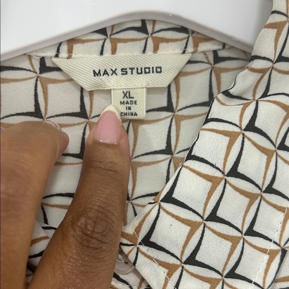 Max Studio White/Black/Gold Checkered Button-Down Shirt - Picture 2 of 7